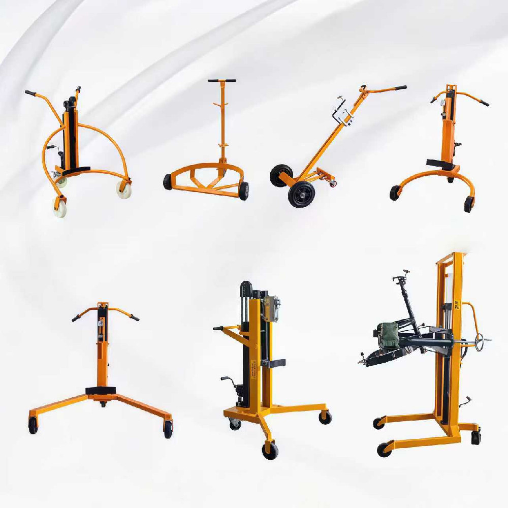 Oil bucket handling truck and material dumping truck